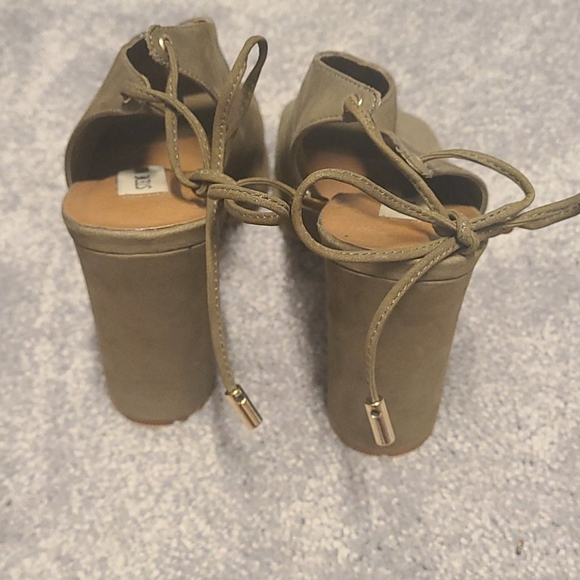 Steve Madden platform wedges 8.5 - Picture 3 of 4